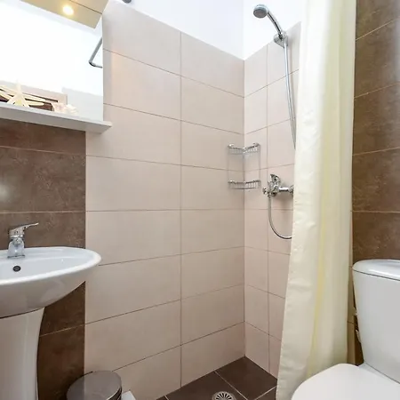 Surfer Apartman Mikrí Vígla